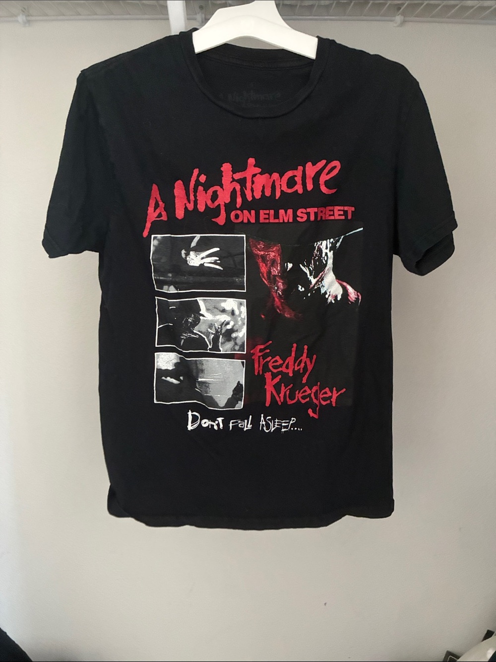 A Nightmare on Elm Street Freddy Krueger Graphic Tee - Black
